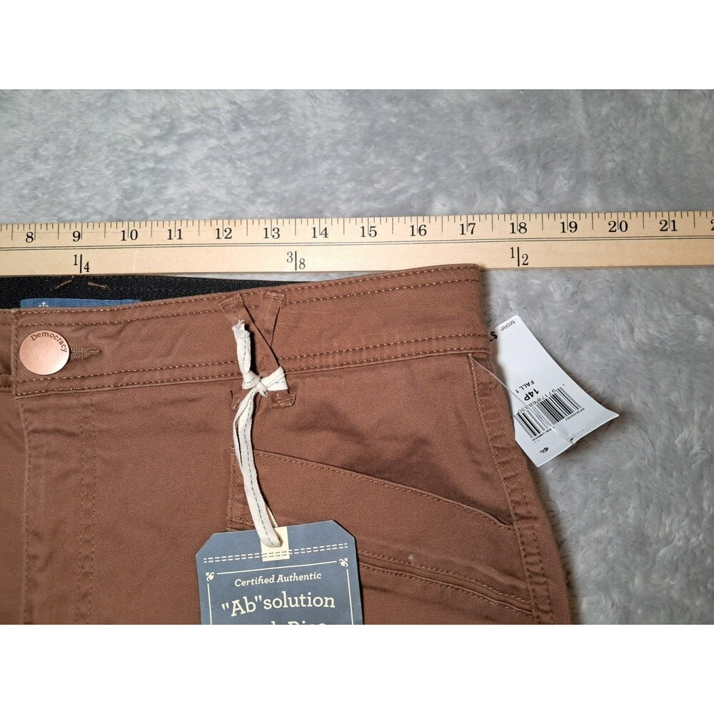 NWT Democracy "Ab"solution® High Rise Roll Cuff Cargo Utility Pant Tan 14 Petite - Picture 7 of 12